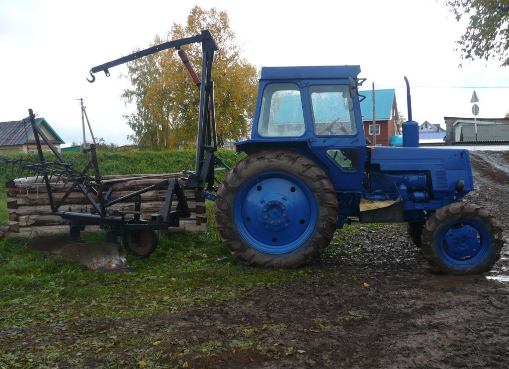 Права на трактор в Южно-Сахалинске
